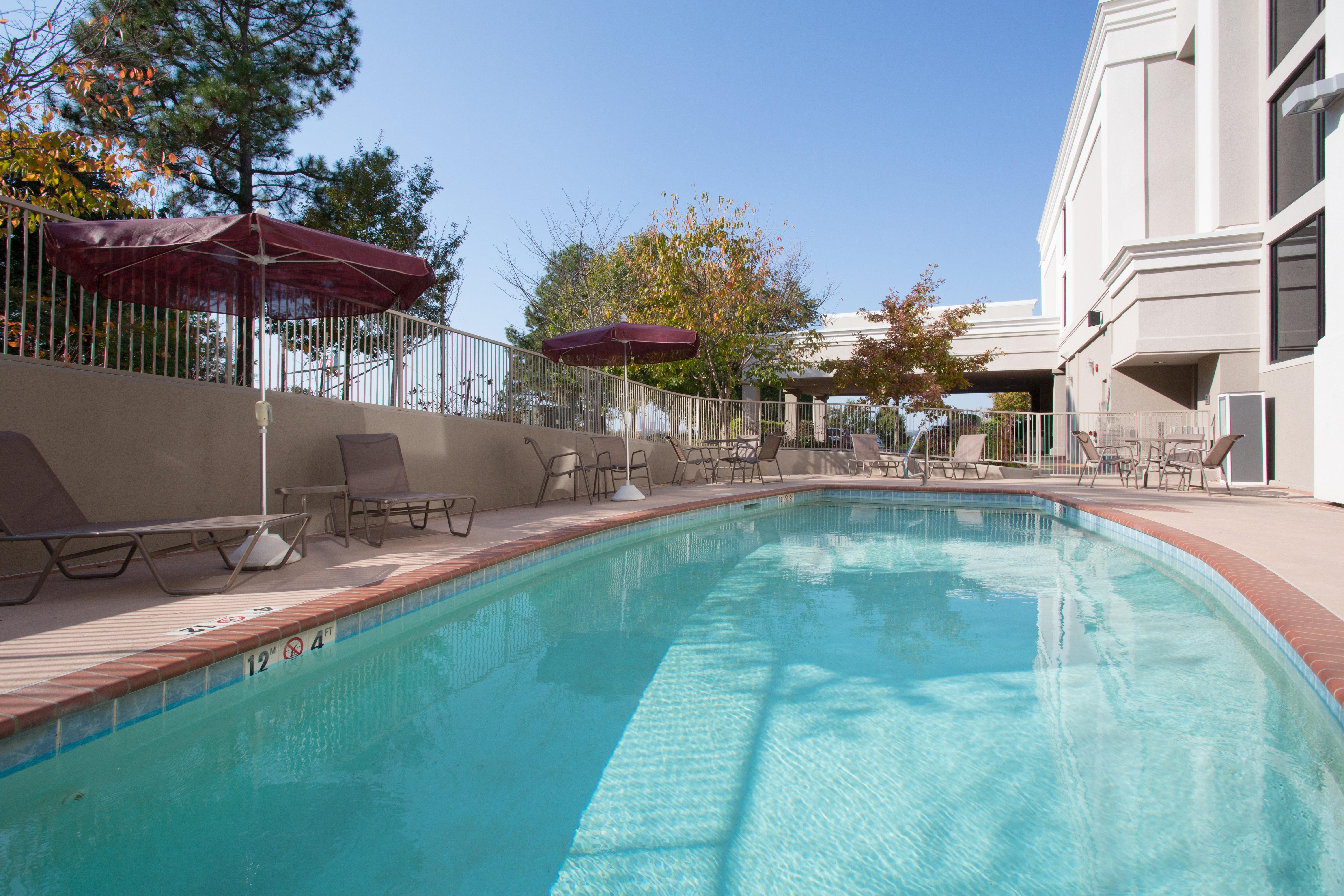 Holiday Inn Little Rock-Airport-Conference Center By Ihg Bagian luar foto