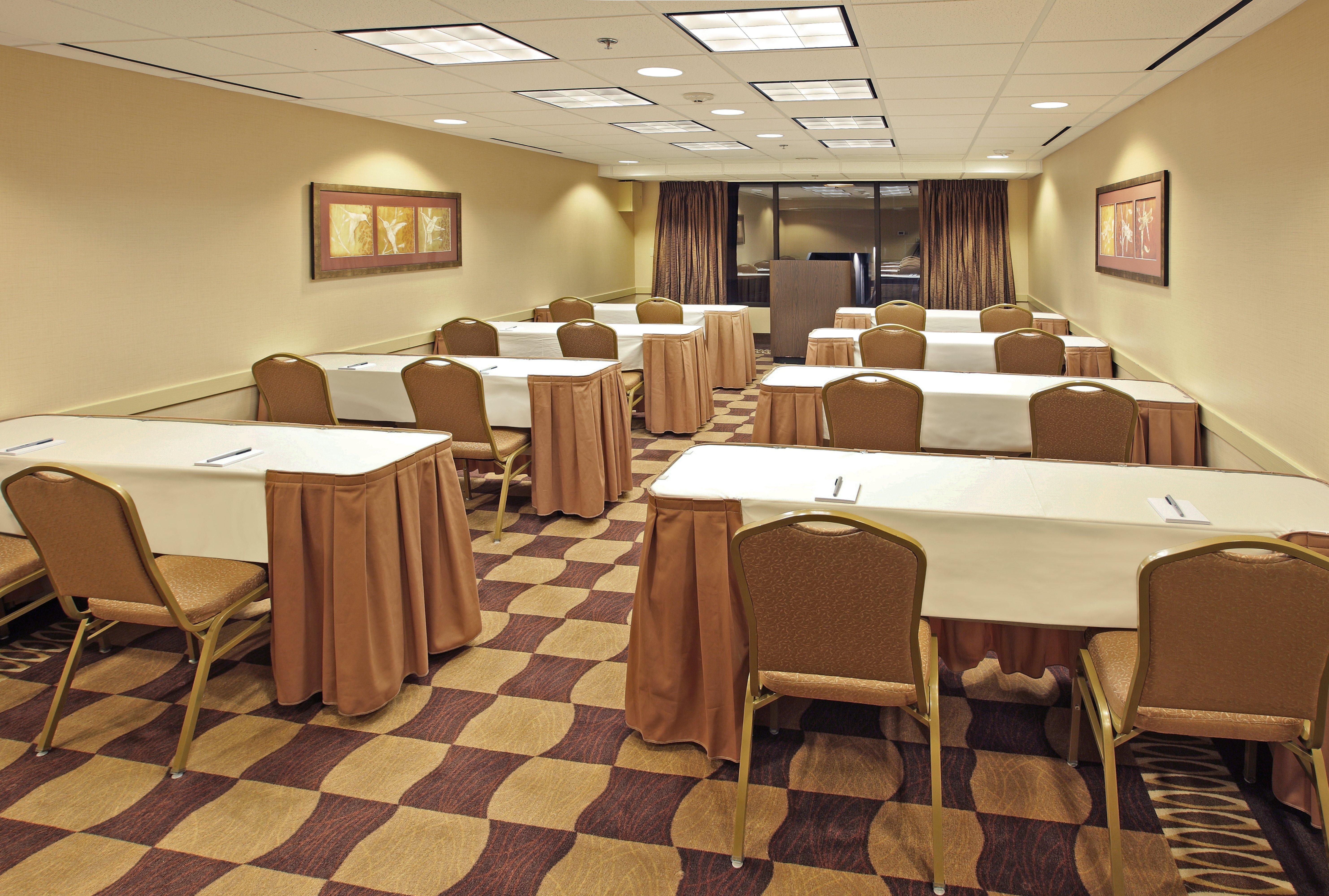 Holiday Inn Little Rock-Airport-Conference Center By Ihg Bagian luar foto