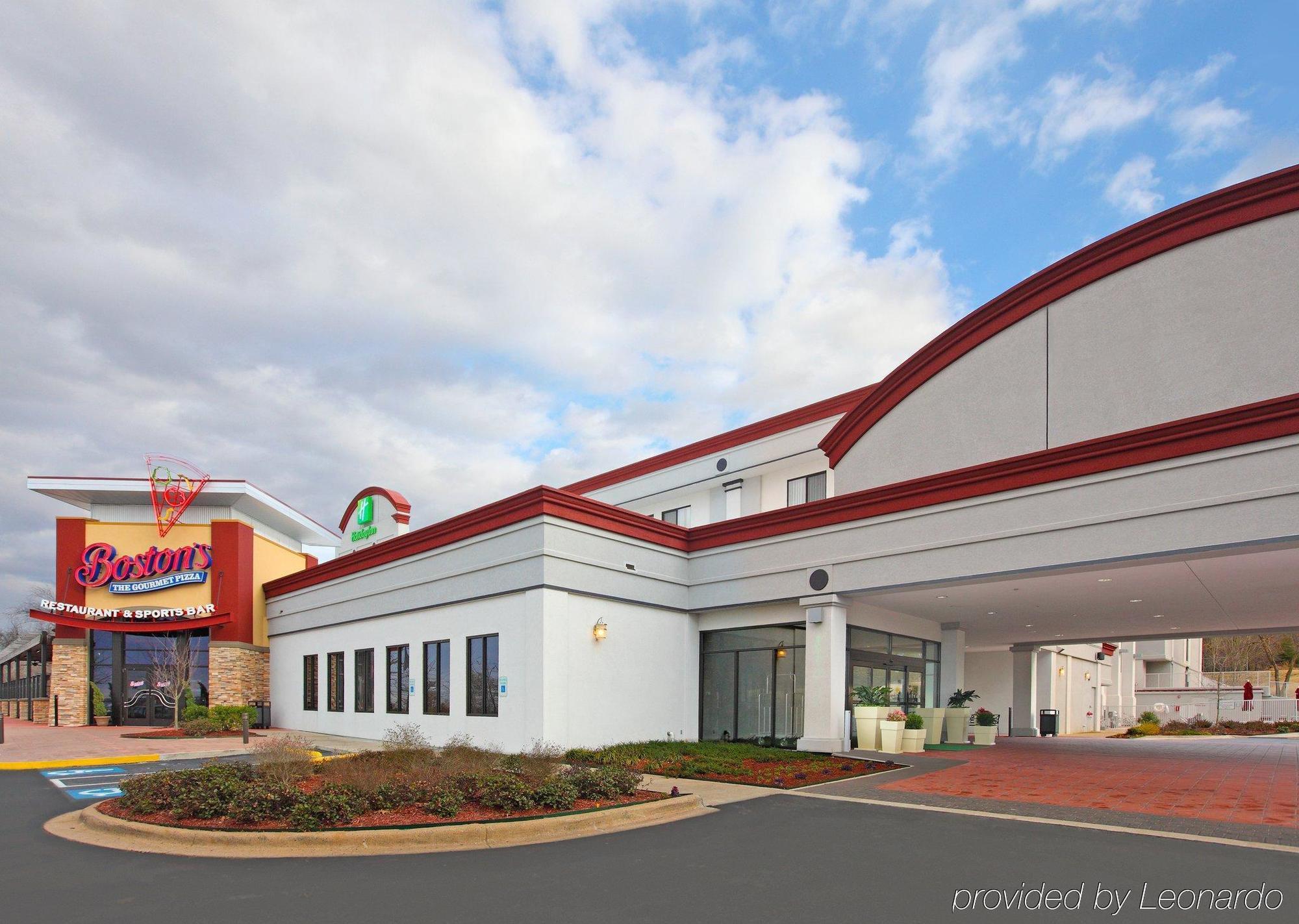 Holiday Inn Little Rock-Airport-Conference Center By Ihg Bagian luar foto